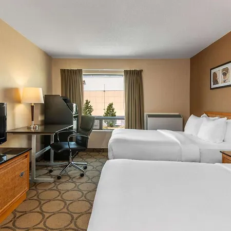 Comfort Inn Swift Current Exterior photo
